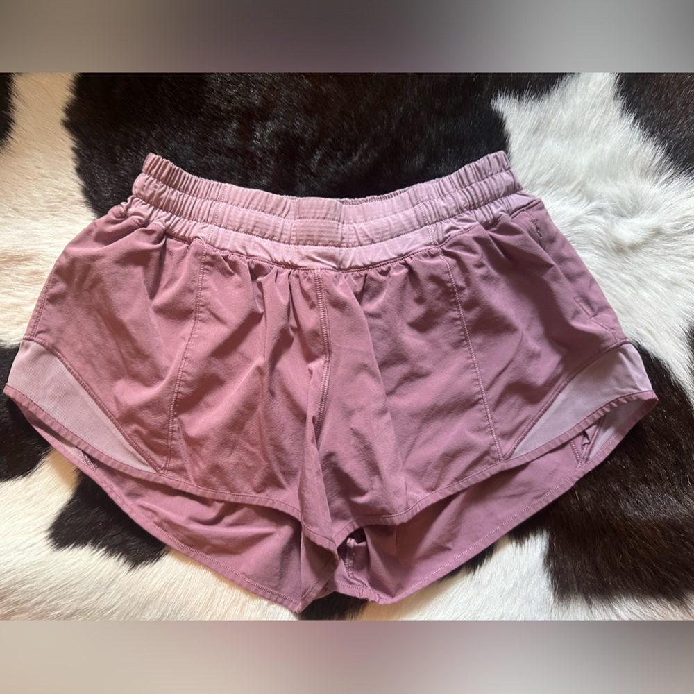 Size 6 pink/ purple Lululemon hotty hot shorts